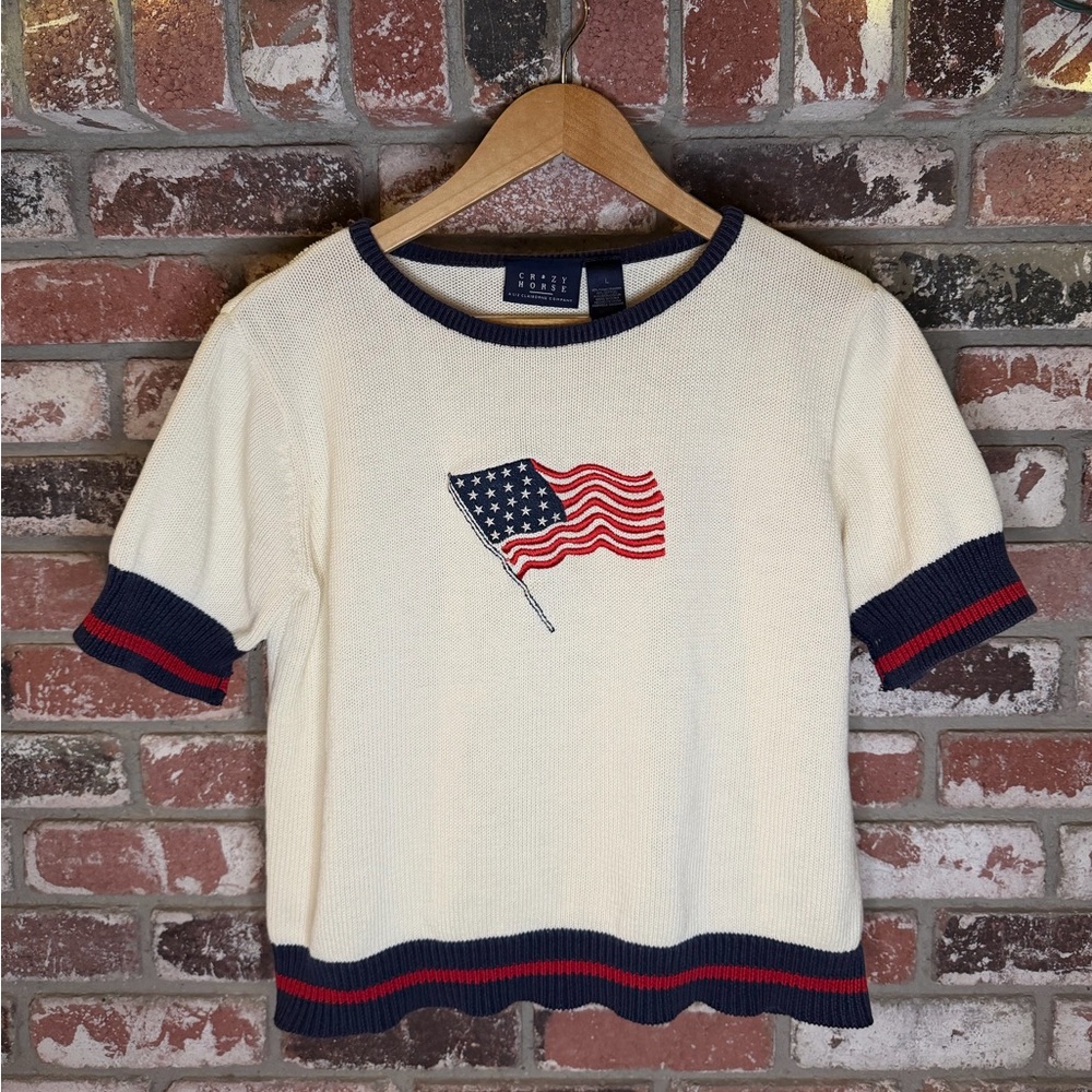 VTG crazy horse Liz Claiborne embroidered American flag knit crop sweater tee